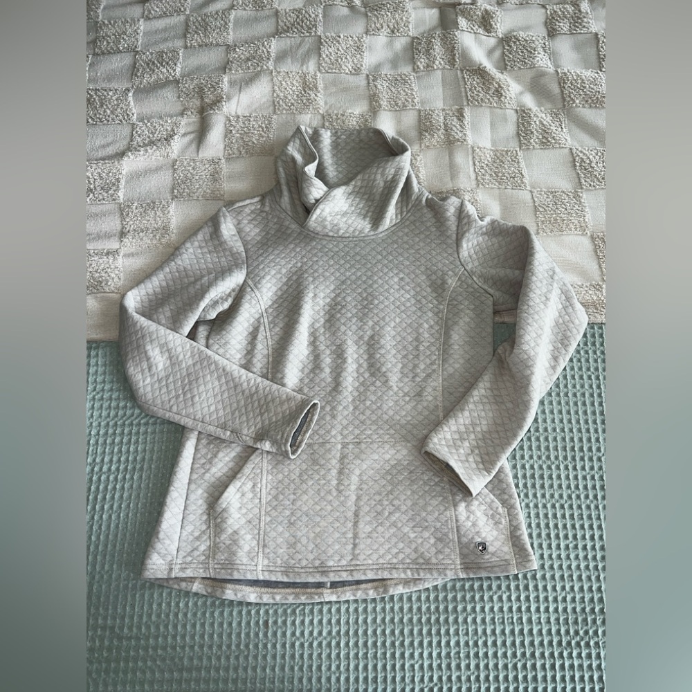 Kuhl Cowl Neck‎ Sweater
Size M